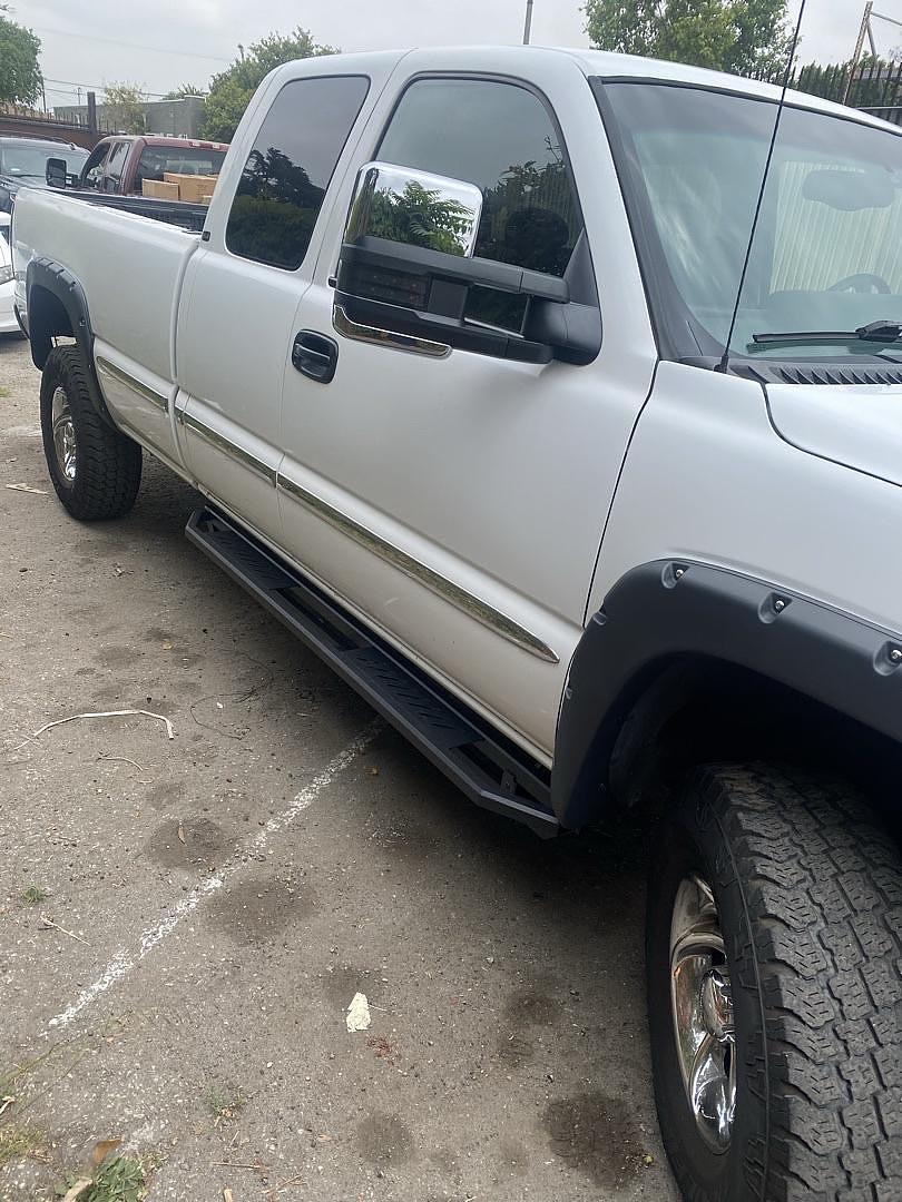 99-06 CHEVY SILVERADO / GMC SIERRA CREW CAB IARMOUR BLACK RUNNING BOARDS