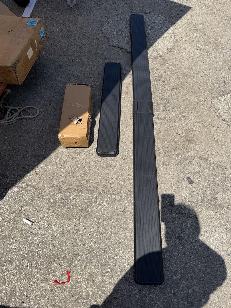 03-26 CHEVY EXPRESS GMC SAVANA BLACK 6” RUNNING BOARD