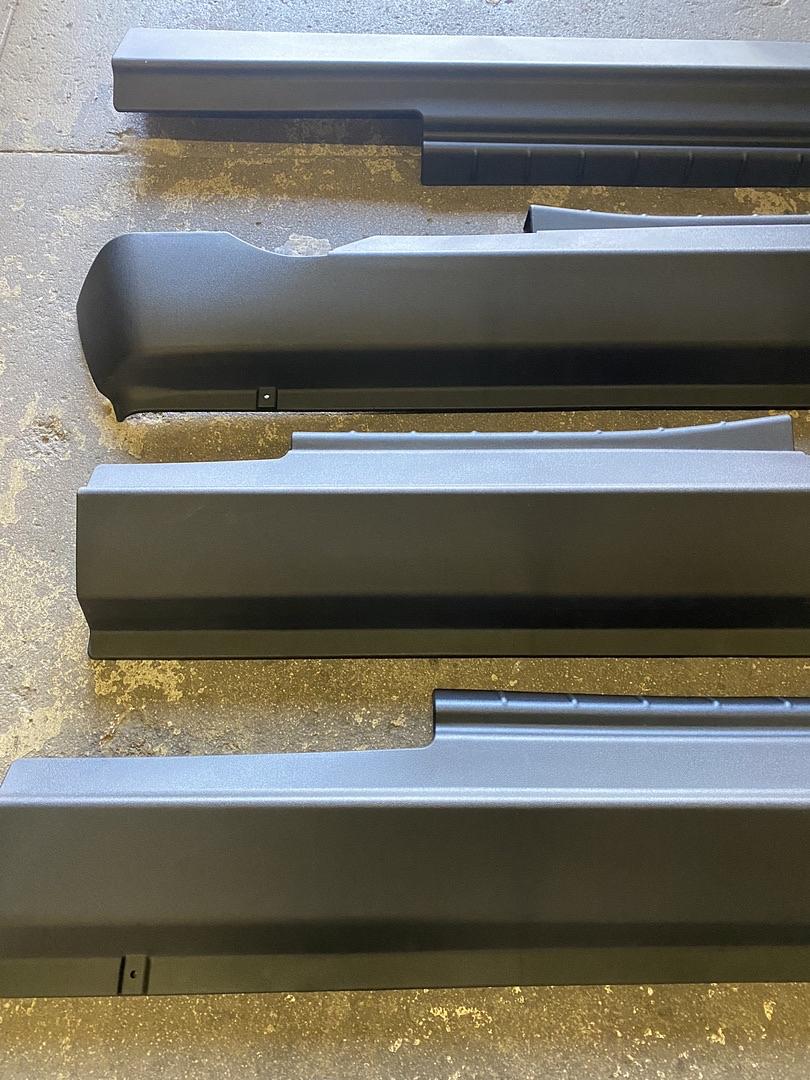 09-18 DODGE RAM 1500 2500 3500 MATTE BLACK TEXTURED ROCKER PANEL SILL PLATE COVER TRIM