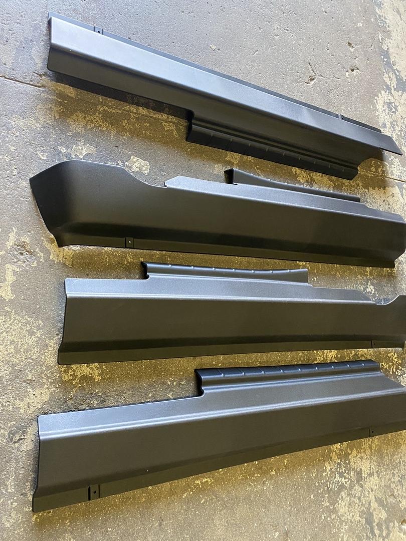 09-18 DODGE RAM 1500 2500 3500 MATTE BLACK TEXTURED ROCKER PANEL SILL PLATE COVER TRIM