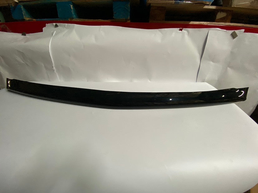 88-98 CHEVY C/K PICKUP HOOD BUG DEFLECTOR GLOSSY BLACK