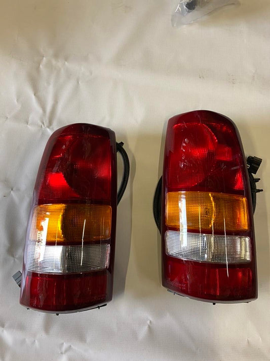 S45Y1T8194