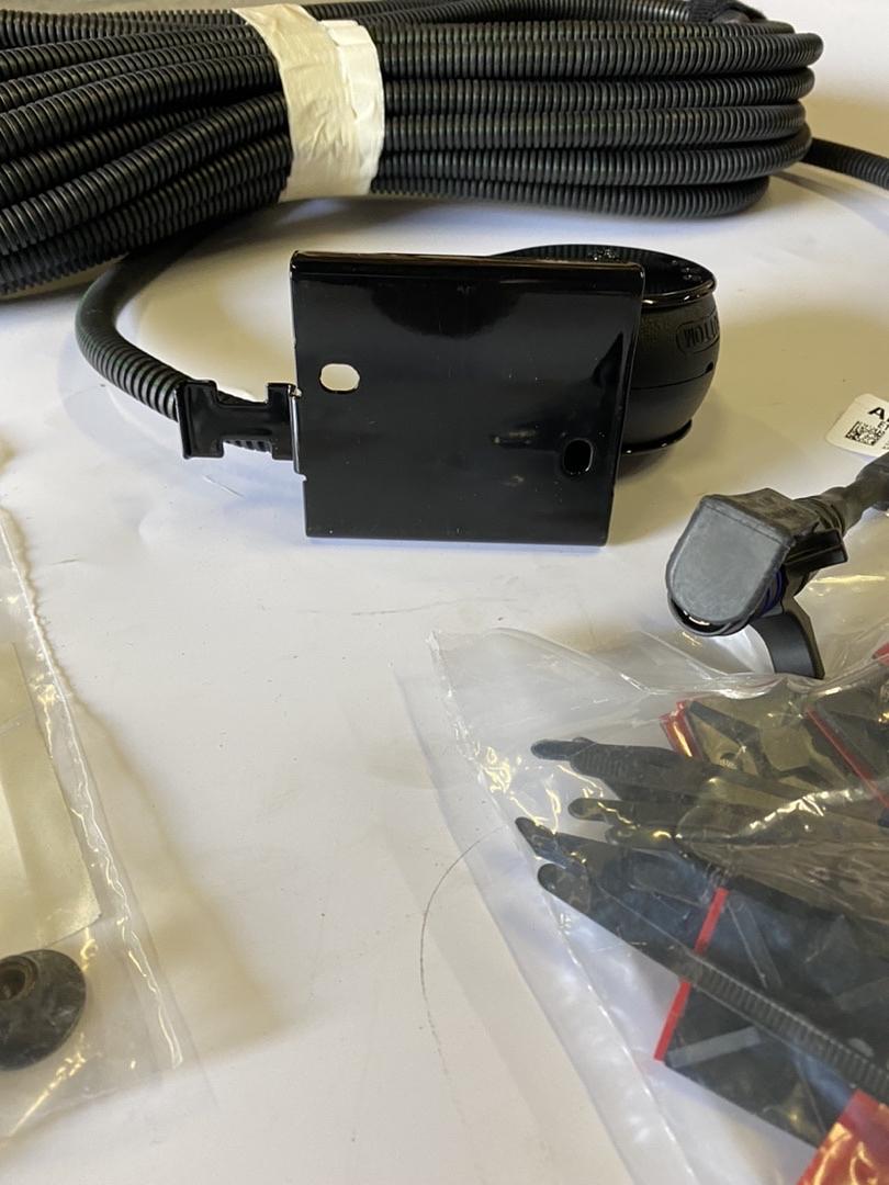 Genuine GM GMC Invisible Rear Trailer Camera Tow Backup Kit cadillac escalade gmc sierra chevy silverado MODELS WITH CWM, PDM, UVN