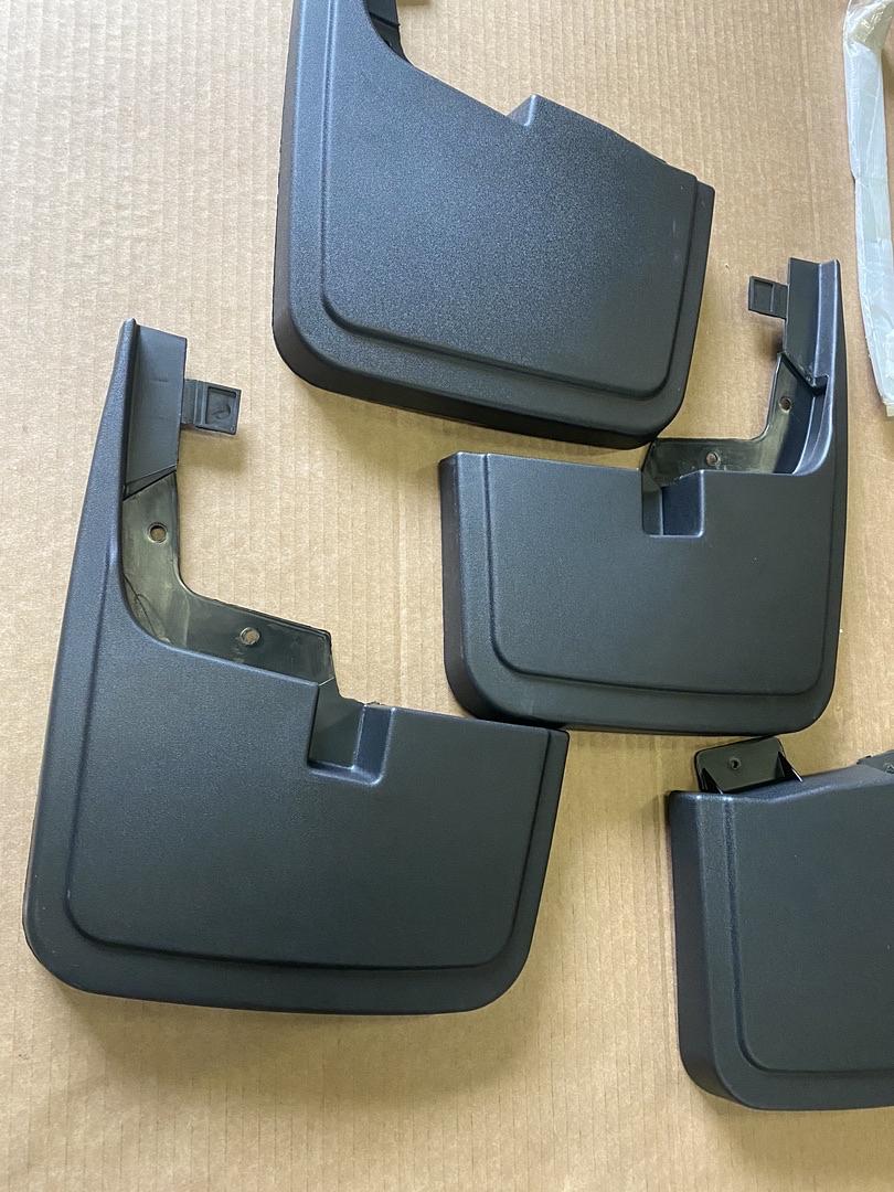COMPATIBLE WITH 15-18 FORD F-150 ONLY FITS MODELS WITHOUT OEM WHEEL LIP MOULDING