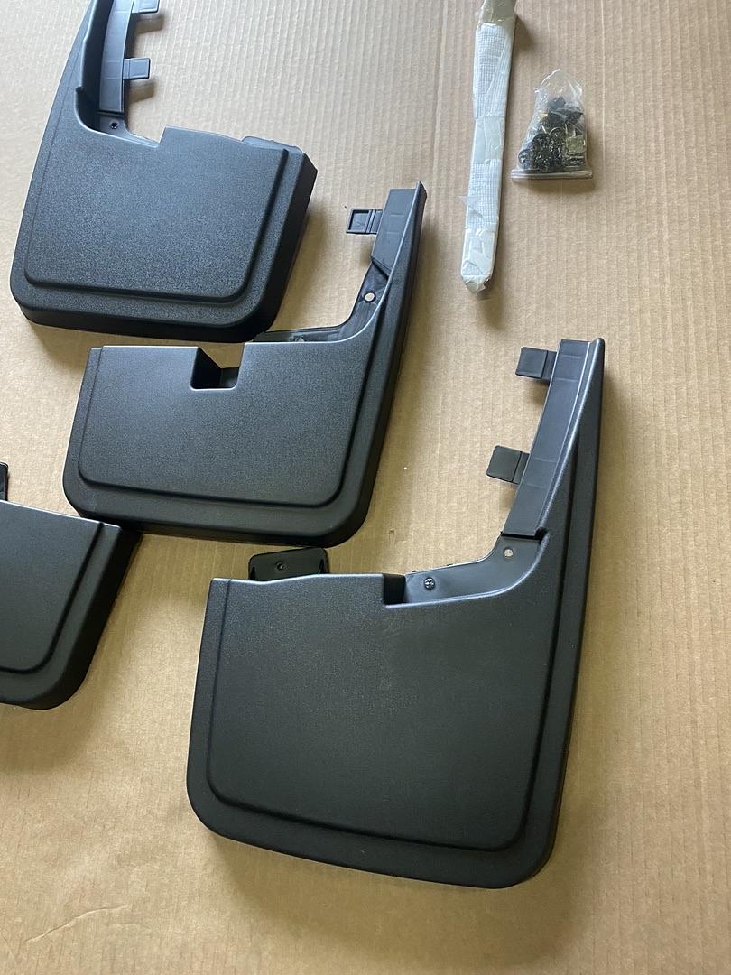 COMPATIBLE WITH 15-18 FORD F-150 ONLY FITS MODELS WITHOUT OEM WHEEL LIP MOULDING