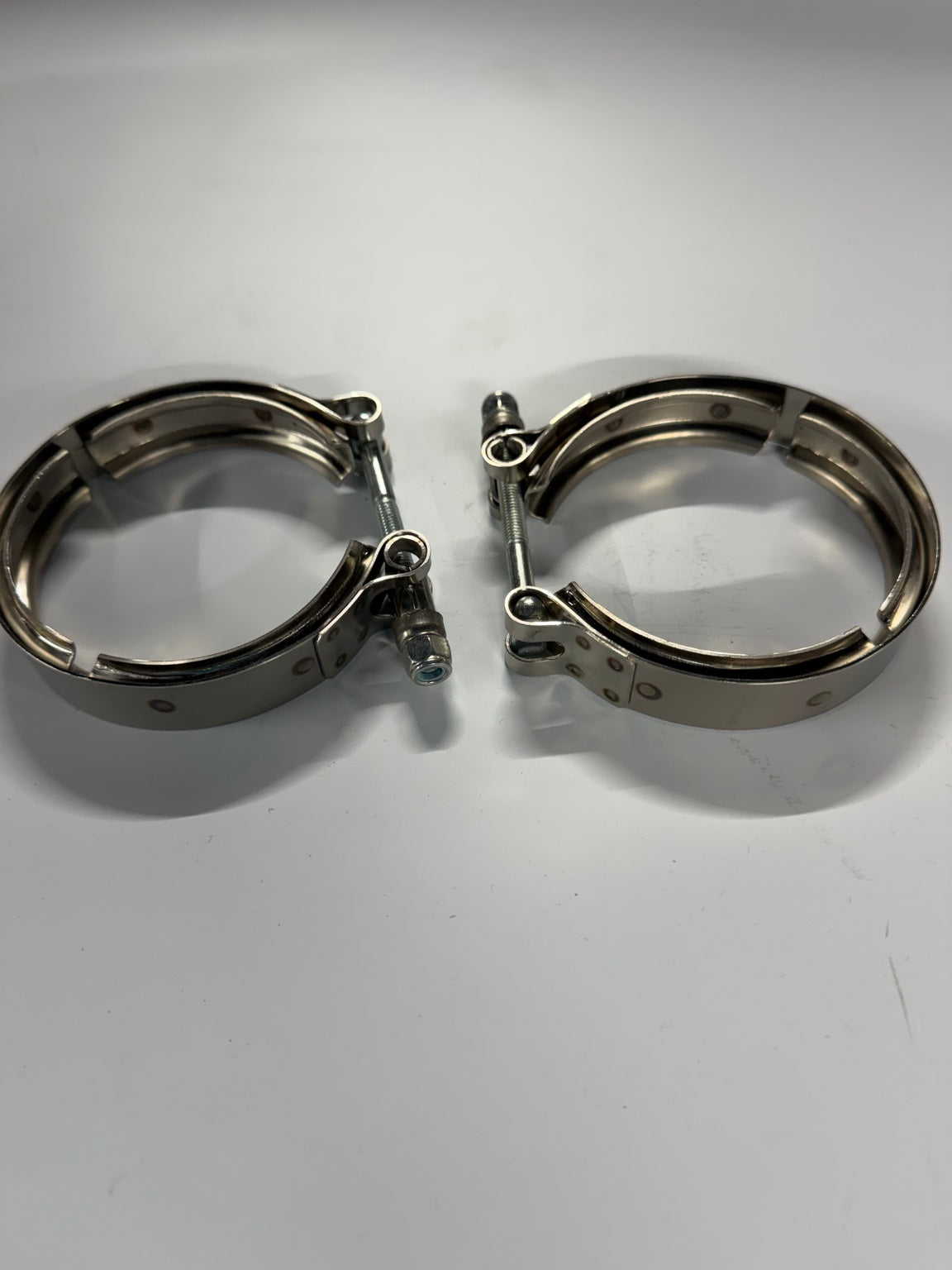 VC-325 V-band clamps, 2-piece pack, original product photo 4