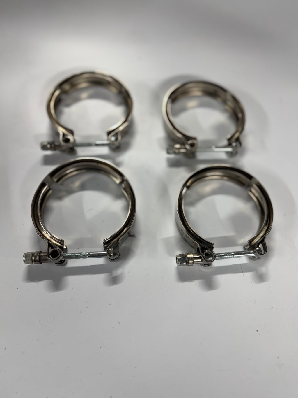VC-325 V-band clamps, 4-piece pack, original product photo 1