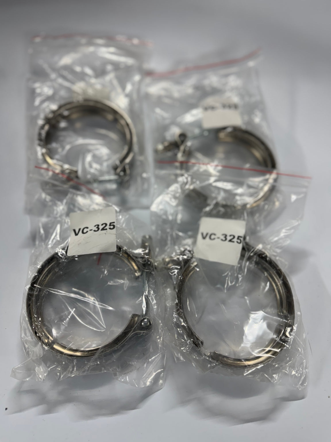 VC-325 V-band clamps, 4-piece pack, original product photo 4