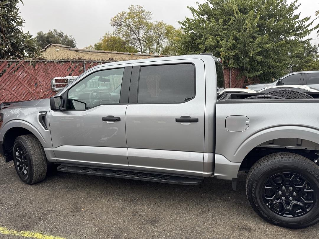 25525F7-BLK-C 15-20 Ford F-150 7 inch Raptor Style Running boards black crew cab textured power coated