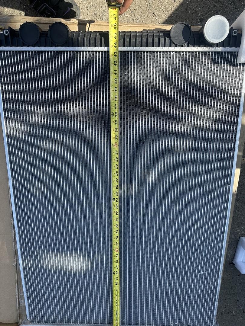 009 RADIATOR 03-07 FREIGHTLINER CENTURY CLASS COLUMBIA OEM-RA-FL-009