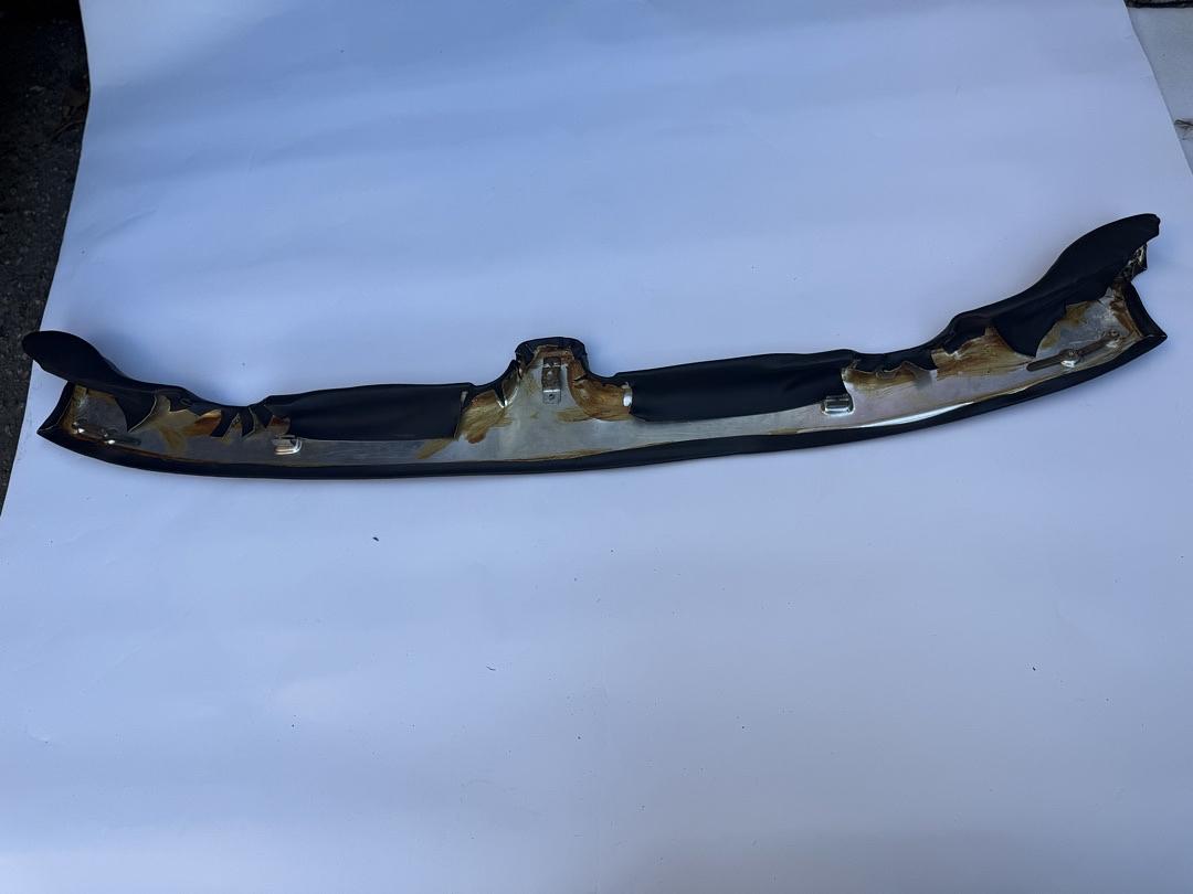 3534759 | 1993 Cadillac Allante Molding, Windshield Upper Garnish