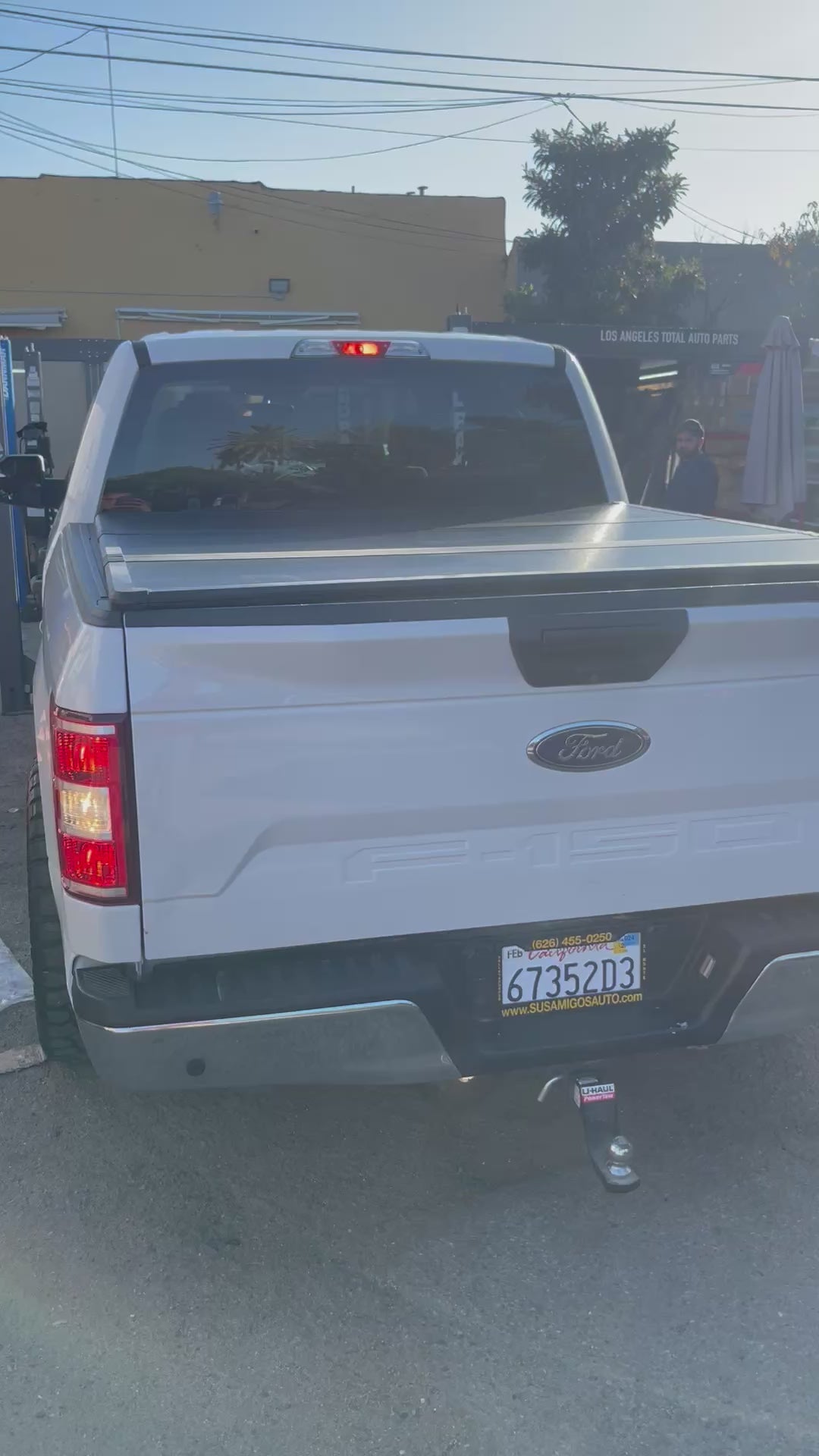 15-20 FORD F-150 HARD COVER TRIFOLD BLACK 5.5FT FLEET SIDE