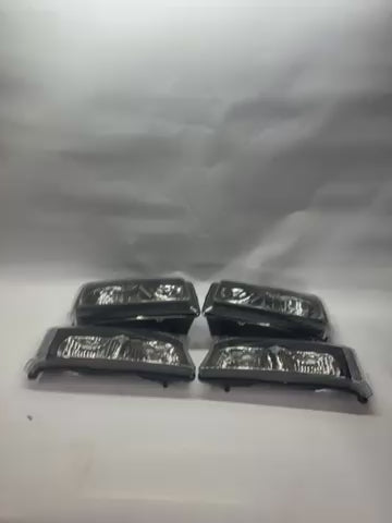 Open Box HL-OH-CS03-4P-BK-CL1 03-06 Chevy Silverado Black Clear Headlights
