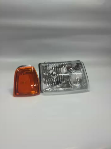 01-11 Ford Ranger Right Side Passenger Chrome Amber OE Style Headlight