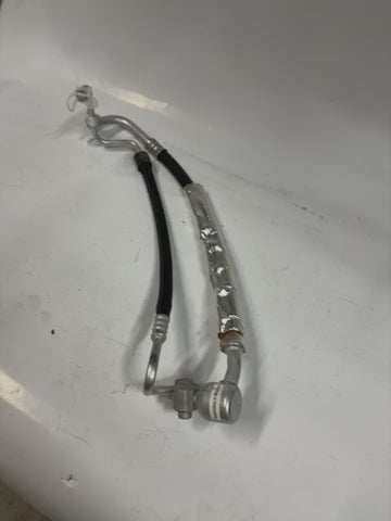 84571101 For 2018-2024 Chevy Equinox GMC Terrain 1.5L A/C Hose Assembly 84794652 4813474