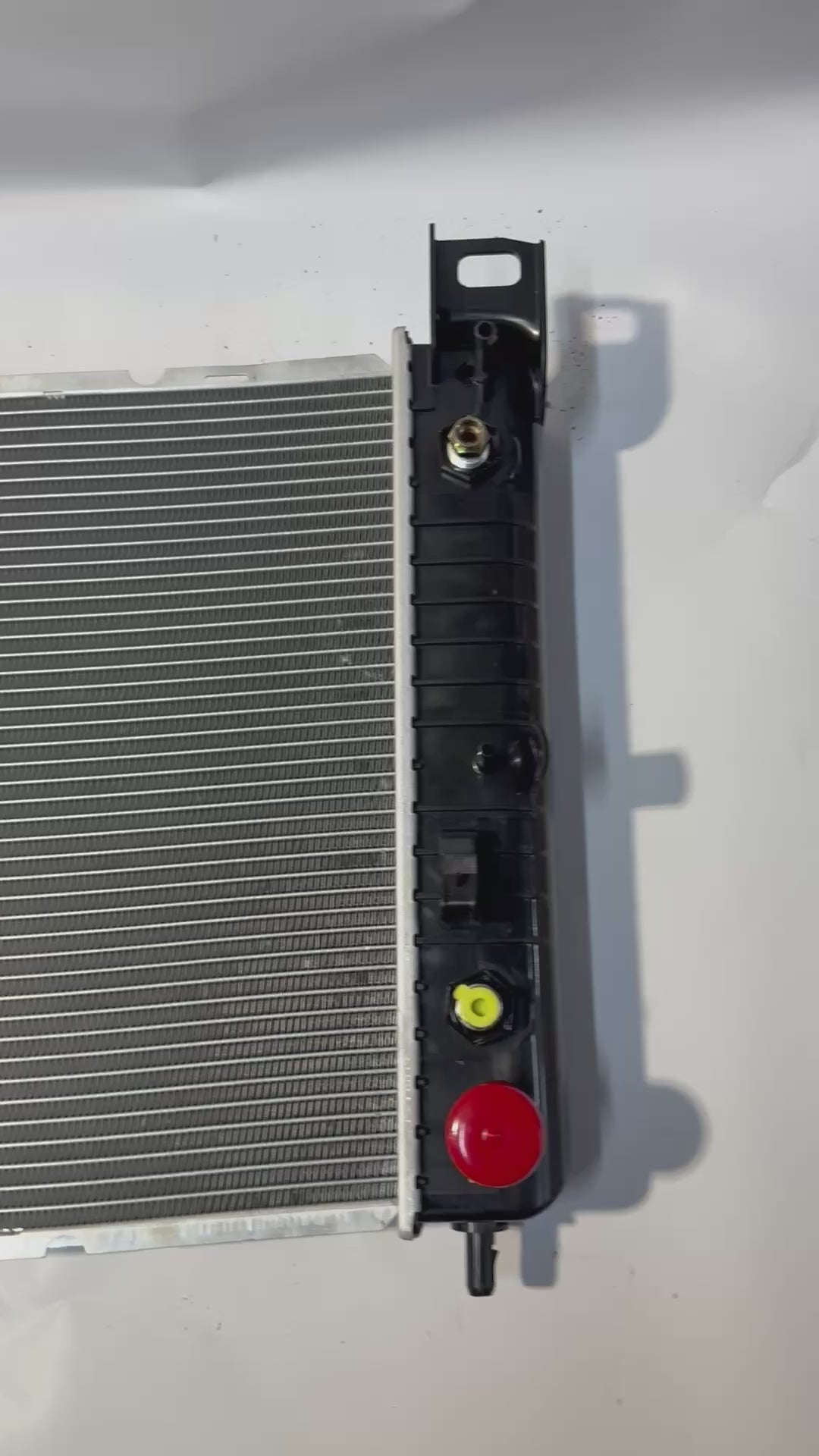 99-13 SILVERADO/SIERRA 1500 2500 3500 RADIATOR OEM-RA-2370 PM-RAD-O-2370