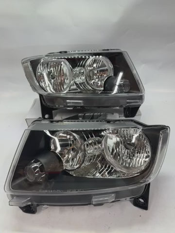 11-13 JEEP GRAND CHEROKEE BLACK HOUSING WITH CLEAR CORNER HEADLIGHTS