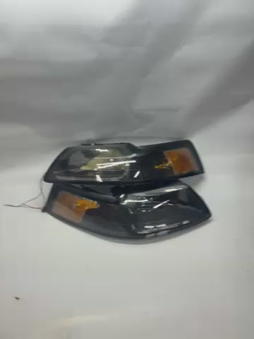 HL-LB-FM99-BK-AM-ASIS 99-04 Ford Mustang Black Amber LED Headlights USED