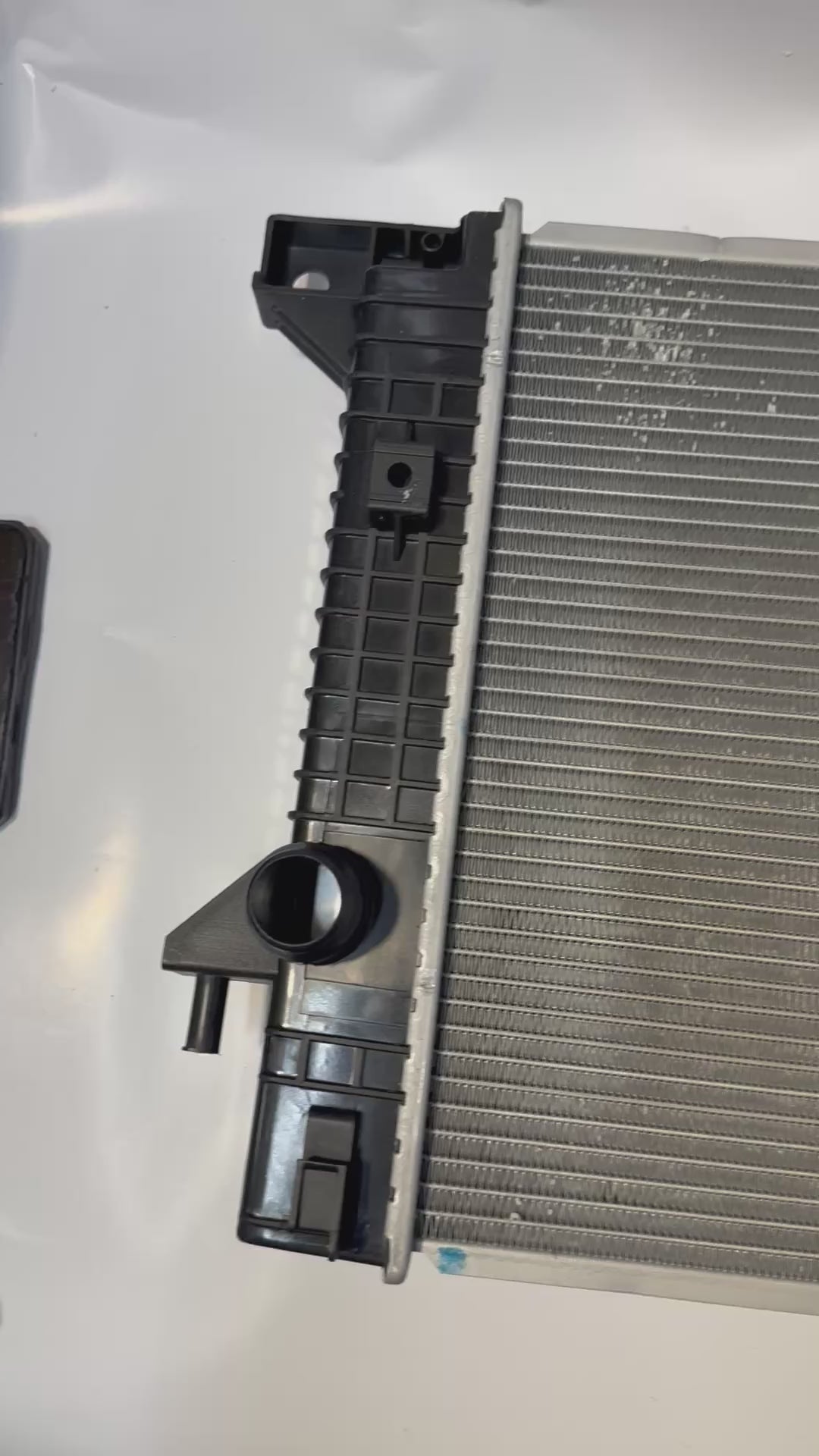 15-20 FORD F150 / 15-21 EXPEDITION LINCOLN NAVIGATOR RADIATOR OE STYLE OEM-RA-13226