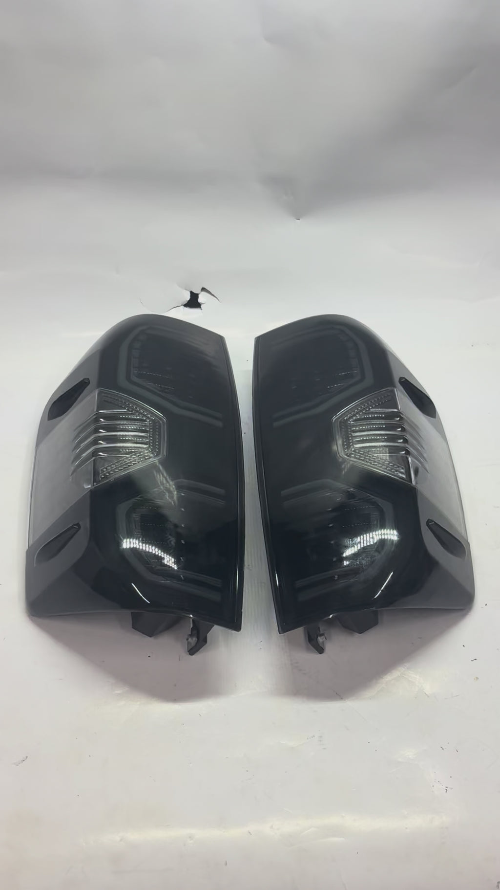 14-21 Toyota Tundra Smoke 3D Lens Taillights