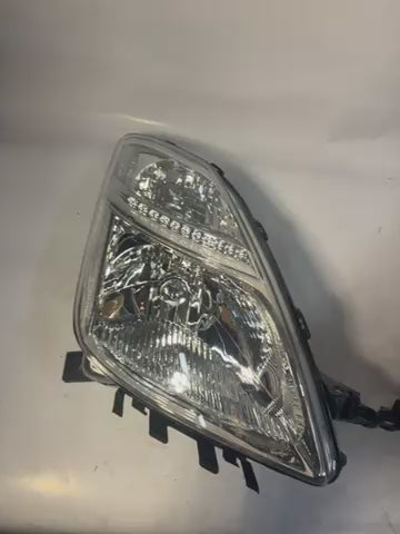 04-09 Toyota Prius Chrome Clear Headlights