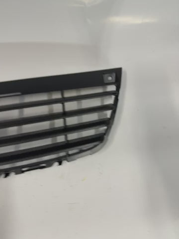 15266336 Bumper Grille For 2006-2008 Chevrolet Malibu Upper Black Shell Insert