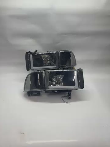 94-01 Dodge Ram 1500 94-02 Dodge Ram 2500 Black Clear LED Headlights 4pcs